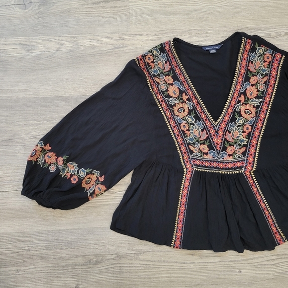 American Eagle Women Embroidered Boho Blouse Size Small - Picture 4 of 12